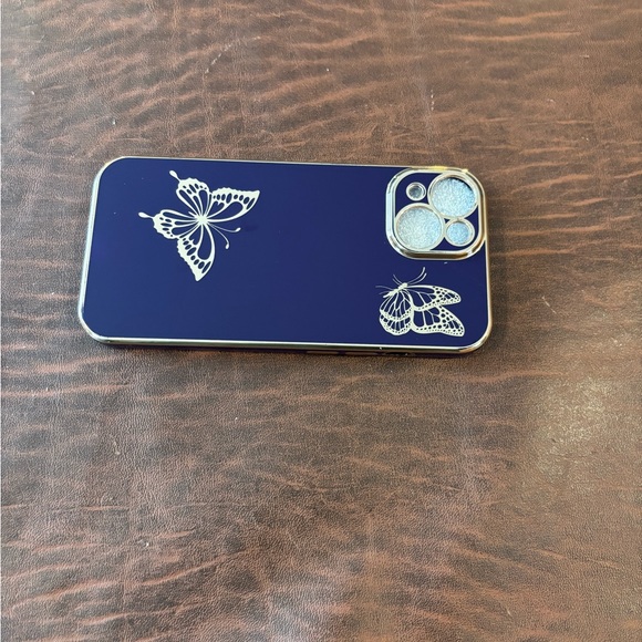 Chic Royal Purple with Gold Butterfly iPhone 15 Case - Picture 9 of 11